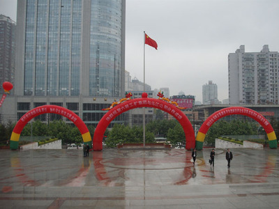 大足縣重慶禮儀公司-各種演唱會(huì)器材出售_