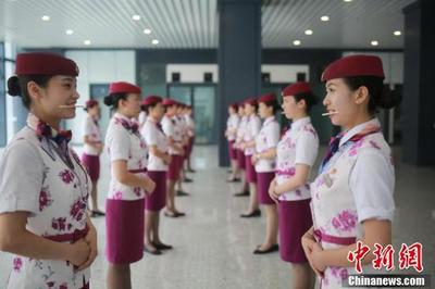 【重慶&ldquo;動(dòng)姐&rdquo;禮儀培訓(xùn)備戰(zhàn)鐵路調(diào)圖】全國鐵路即將迎來&ldquo;7.10&rdquo;調(diào)圖。近日_傻大方&middot;悅讀